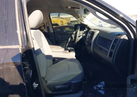 2013 Ram 1500 Express из США, поврежденный, VIN 1C6RR6FTXDS716164